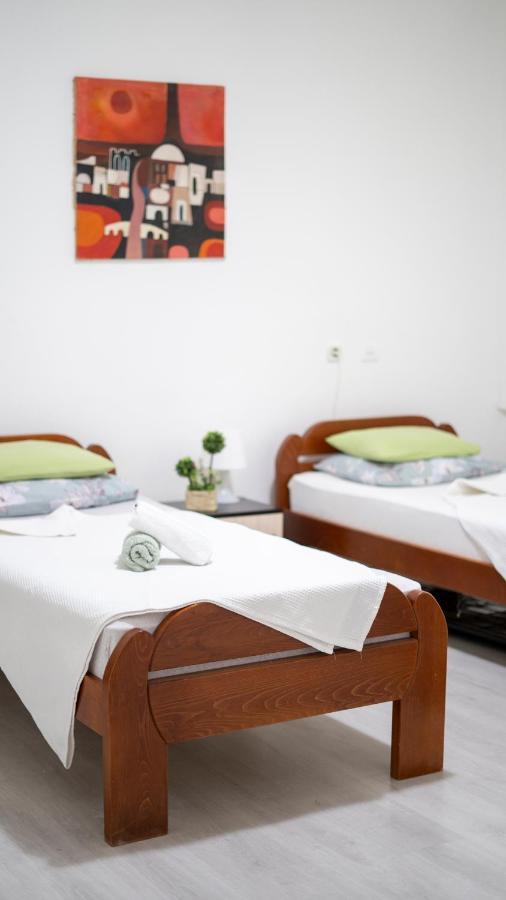 Kolev Apartments - Two Bedroom Cozy Central Apartment Skopje Eksteriør billede